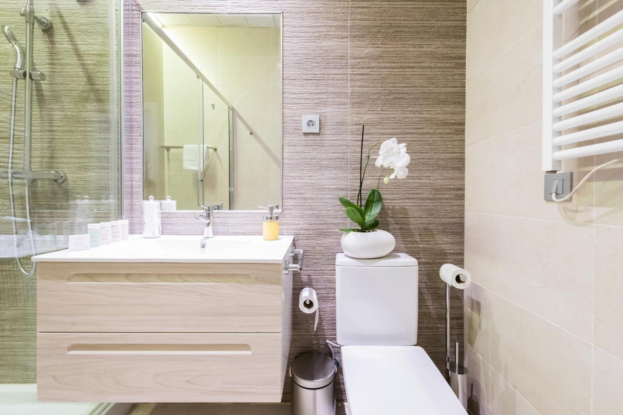 Apartamento Malasaña Plaza by Madflats Collection Madrid Exterior foto
