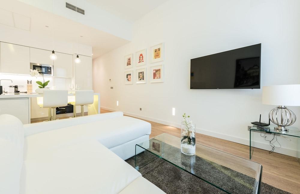 Apartamento Malasaña Plaza by Madflats Collection Madrid Exterior foto